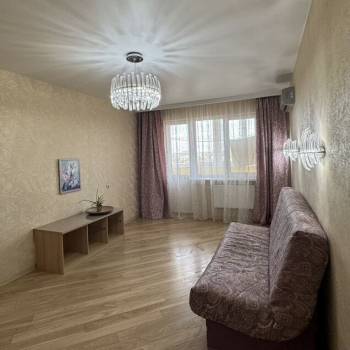 Сдается Многокомнатная квартира, 102,6 м²