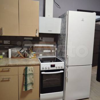 Сдается 1-комнатная квартира, 42 м²