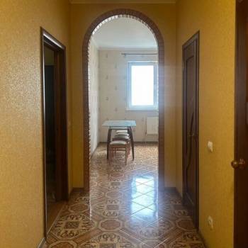 Сдается 1-комнатная квартира, 51 м²