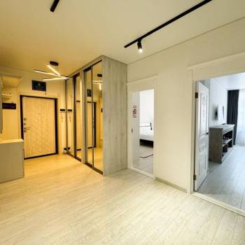 Продается 3-х комнатная квартира, 130 м²
