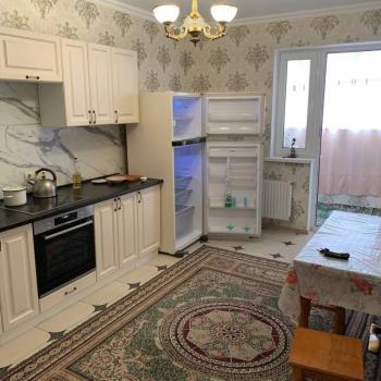Сдается 2-х комнатная квартира, 78 м²