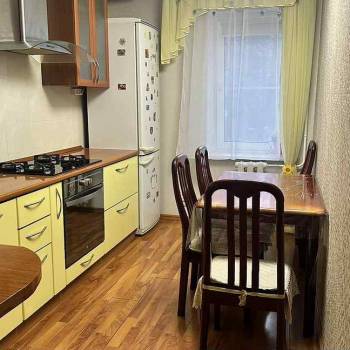 Сдается Многокомнатная квартира, 65,2 м²