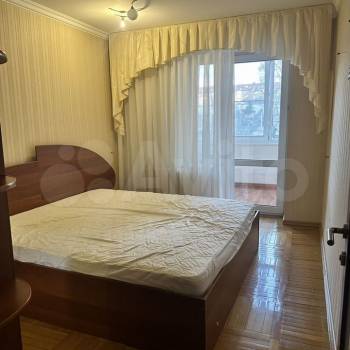 Сдается Многокомнатная квартира, 65,2 м²