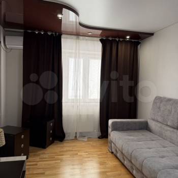 Сдается 1-комнатная квартира, 43 м²