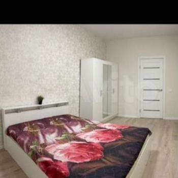 Продается 1-комнатная квартира, 35 м²