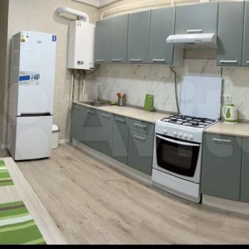 Продается 1-комнатная квартира, 35 м²