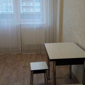 Сдается 1-комнатная квартира, 46 м²