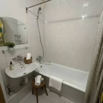 Продается 3-х комнатная квартира, 66,9 м²