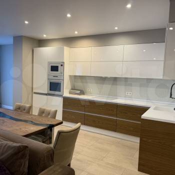 Продается 2-х комнатная квартира, 77,7 м²