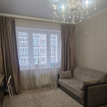 Продается 1-комнатная квартира, 40,8 м²