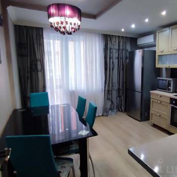 Продается 3-х комнатная квартира, 90,6 м²