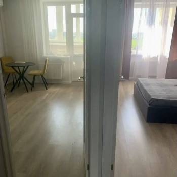 Сдается 1-комнатная квартира, 42 м²
