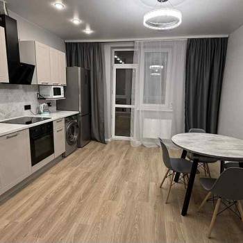 Сдается 1-комнатная квартира, 43,2 м²