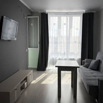 Сдается 1-комнатная квартира, 38 м²