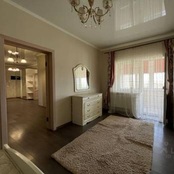 Сдается Многокомнатная квартира, 120 м²