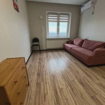 Продается 1-комнатная квартира, 36 м²