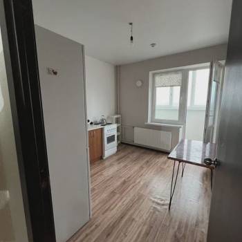 Продается 1-комнатная квартира, 36 м²
