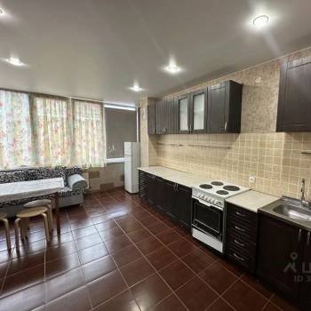 Продается 1-комнатная квартира, 40 м²