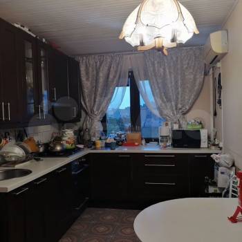 Продается Многокомнатная квартира, 77,6 м²
