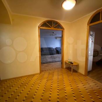 Продается Многокомнатная квартира, 111,9 м²