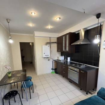 Сдается 1-комнатная квартира, 44 м²