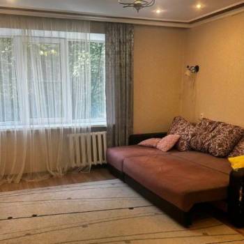 Продается Многокомнатная квартира, 76,8 м²