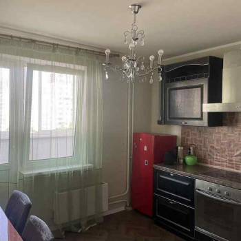 Сдается 1-комнатная квартира, 37 м²