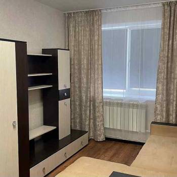 Сдается 1-комнатная квартира, 38 м²