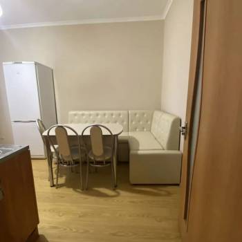 Продается 1-комнатная квартира, 33 м²
