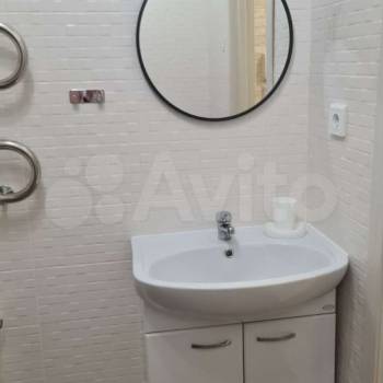 Сдается 1-комнатная квартира, 47 м²