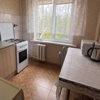 Сдается 1-комнатная квартира, 35 м²