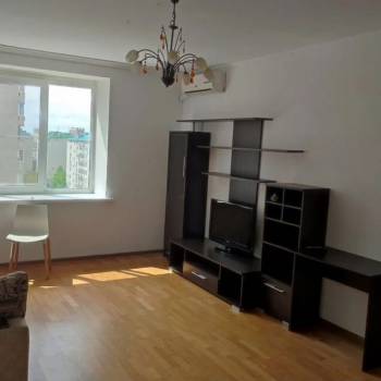 Сдается 1-комнатная квартира, 47 м²