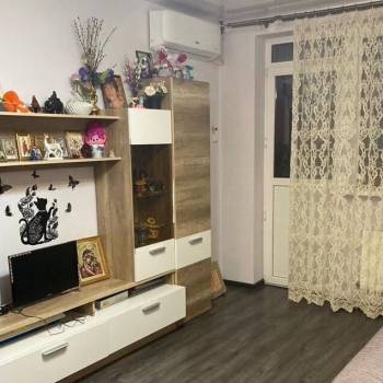 Продается 1-комнатная квартира, 33,7 м²