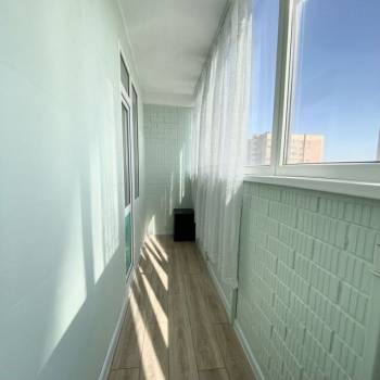 Продается 1-комнатная квартира, 32,9 м²
