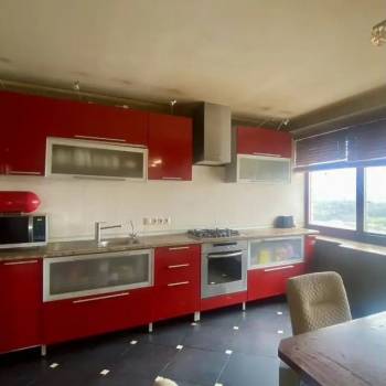 Продается 3-х комнатная квартира, 104 м²