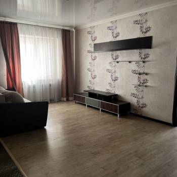 Сдается 2-х комнатная квартира, 57 м²