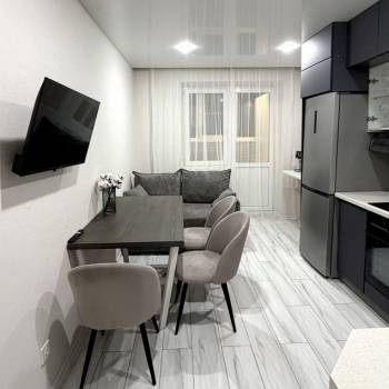 Продается 1-комнатная квартира, 45 м²