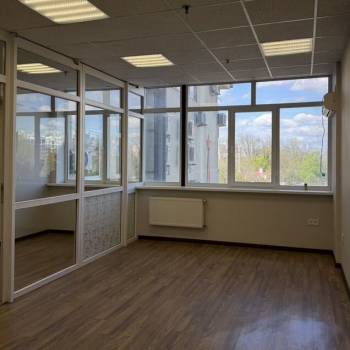 Продается Офис, 77 м²
