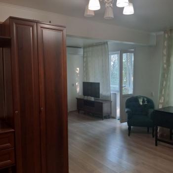 Сдается 1-комнатная квартира, 40 м²