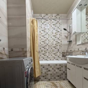 Сдается 2-х комнатная квартира, 71 м²