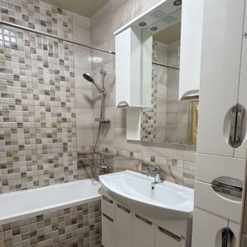 Сдается 2-х комнатная квартира, 71 м²