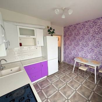 Сдается 2-х комнатная квартира, 65 м²