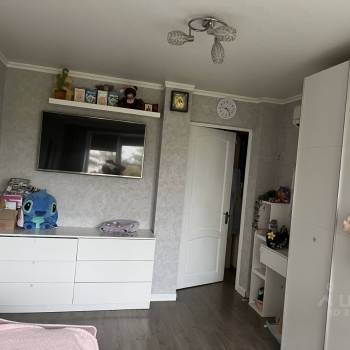 Продается 3-х комнатная квартира, 56 м²