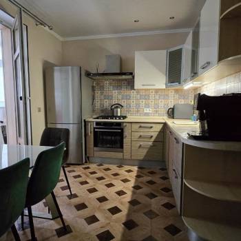 Продается 3-х комнатная квартира, 127 м²