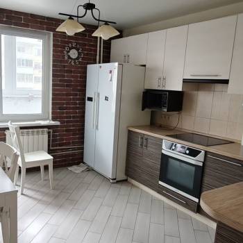 Сдается 2-х комнатная квартира, 60 м²