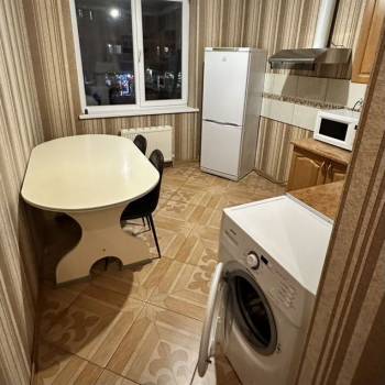 Сдается 1-комнатная квартира, 41 м²