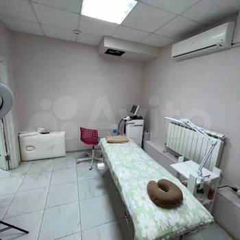 Продается Нежилое помещение, 82 м²