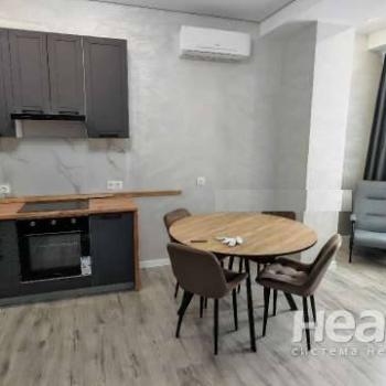 Сдается 2-х комнатная квартира, 80 м²