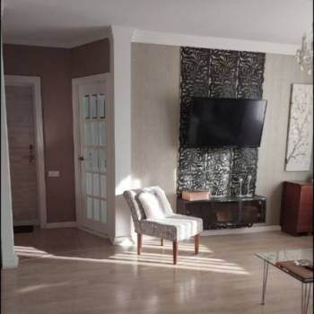 Продается 3-х комнатная квартира, 63 м²