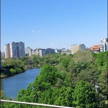 Продается 3-х комнатная квартира, 63 м²